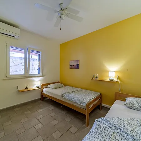 Adriatic Sea View Retreat Gora アパート