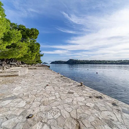 Adriatic Sea View Retreat Gora