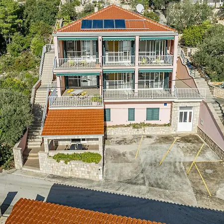 Adriatic Sea View Retreat Gora アパート