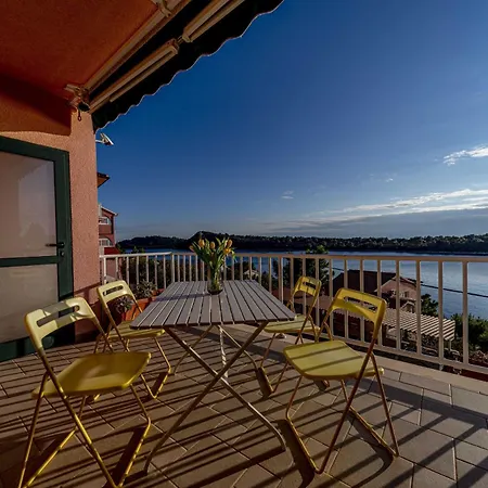 Adriatic Sea View Retreat Gora 아파트 *