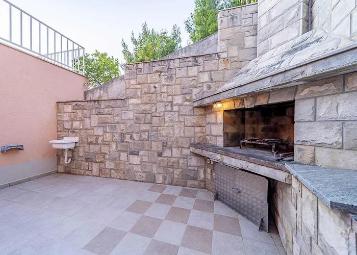 아파트 Adriatic Sea View Retreat Gora