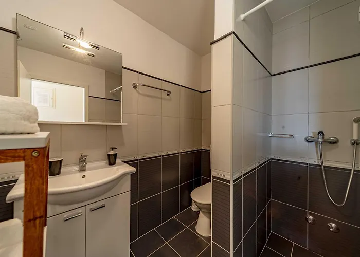 아파트 Adriatic Sea View Retreat Gora