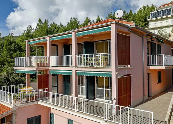 아파트 Adriatic Sea View Retreat Gora