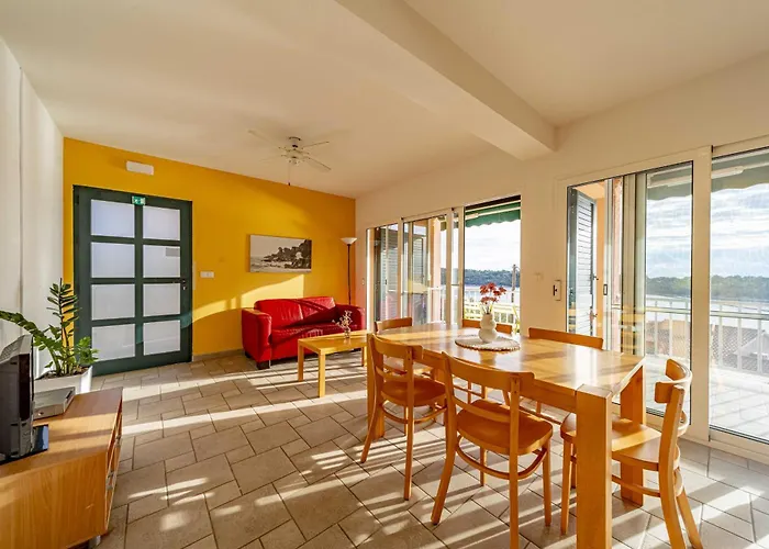 Adriatic Sea View Retreat Gora