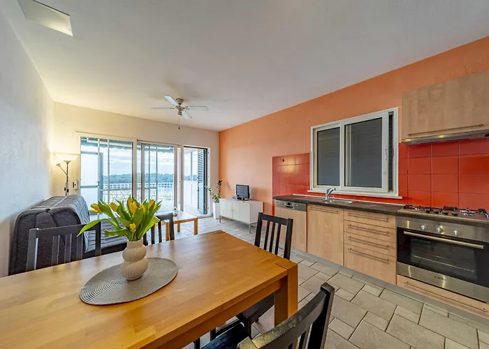 아파트 Adriatic Sea View Retreat Gora